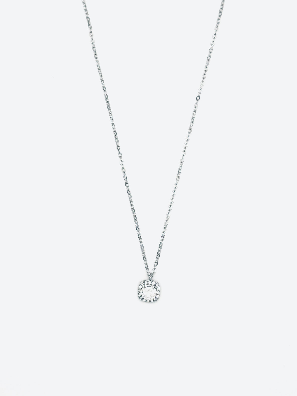 Single Diamond Dazzle Pendant Necklace