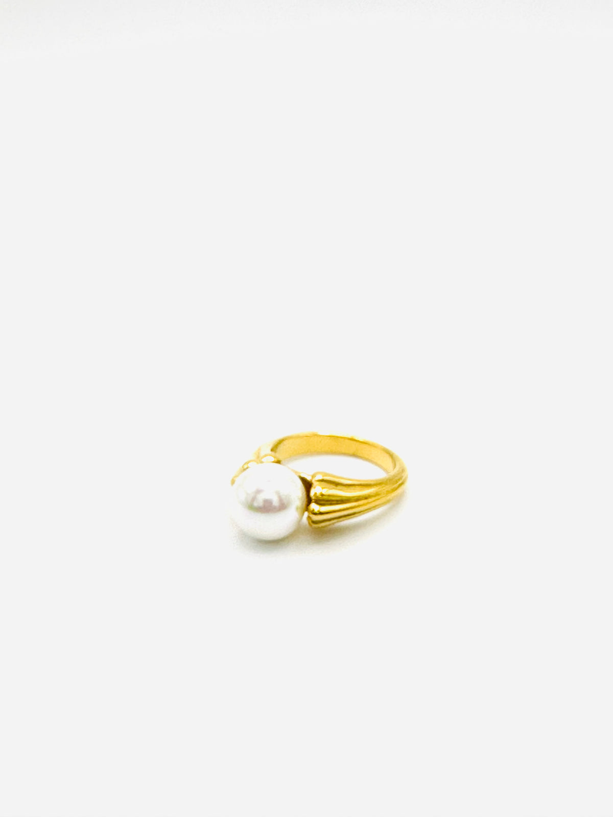 Pearl Precious Ring