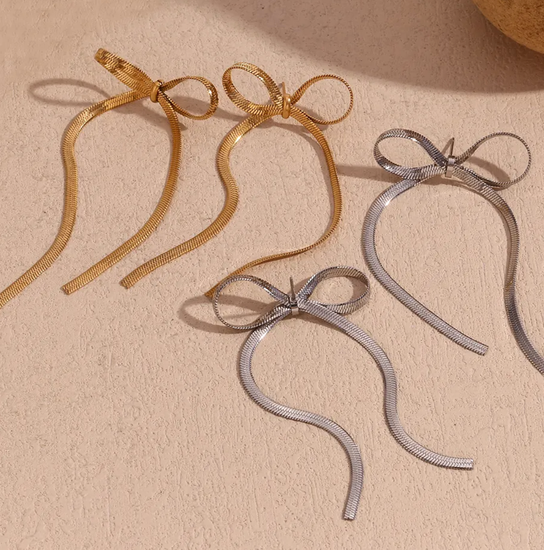 Gold Plated Snake Chain Bow Stud Earring